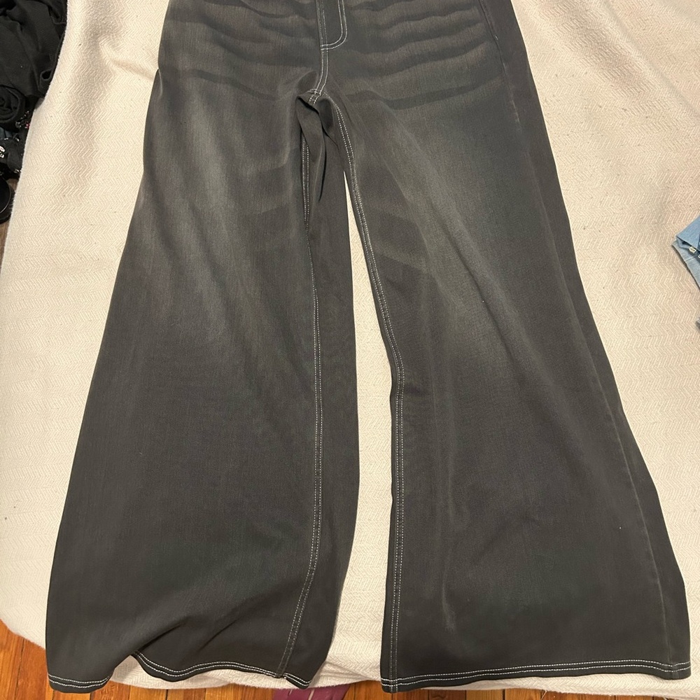 HALARA Charcoal Wide-Leg jeans